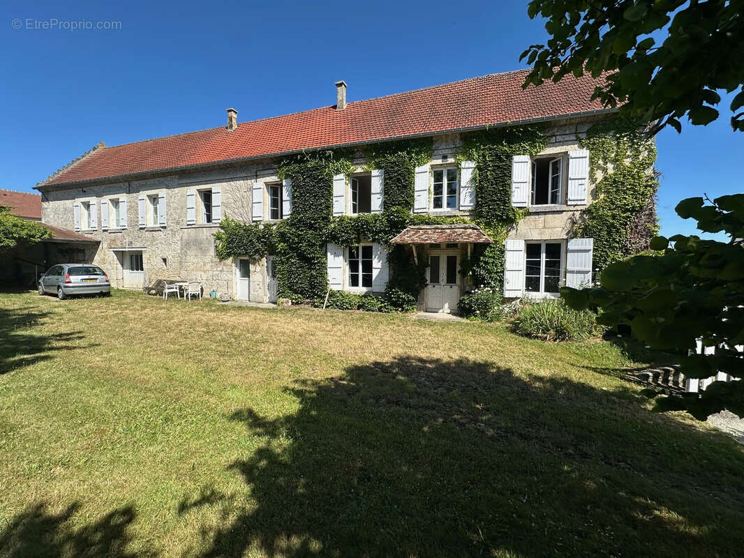 Maison à CREPY-EN-VALOIS