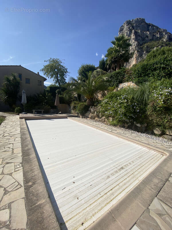 Maison à SAINT-JEANNET