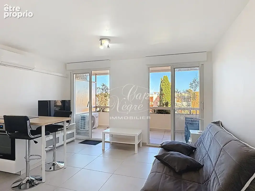 Photo Appartement à Cavalaire-Sur-Mer au prix de 189 000€