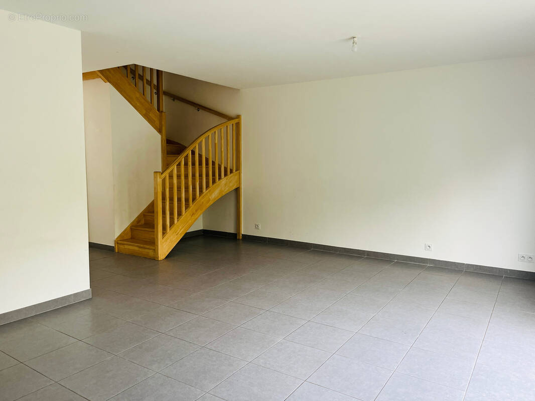 Maison à TREILLIERES