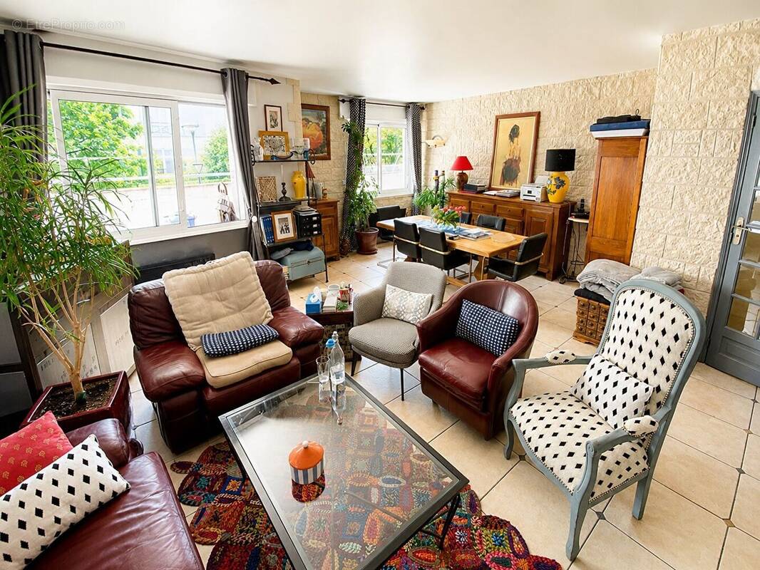 Appartement à ROSNY-SOUS-BOIS