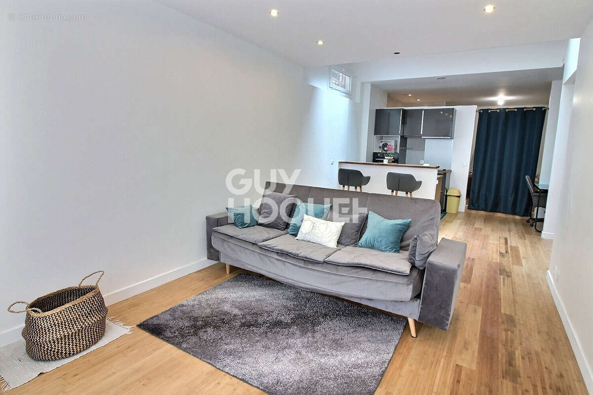 Appartement à PUTEAUX