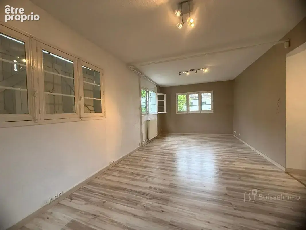 Maison Oyonnax 6 pièce(s) 158 m2 - photo 11
