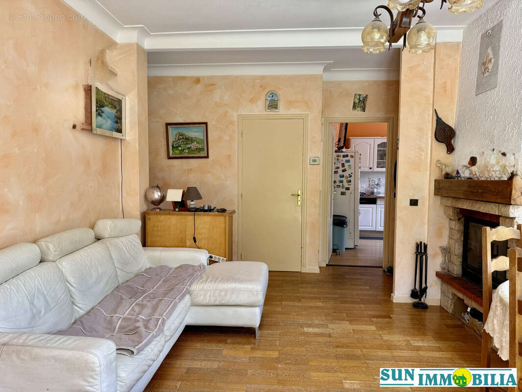 Appartement à SAINT-JEANNET