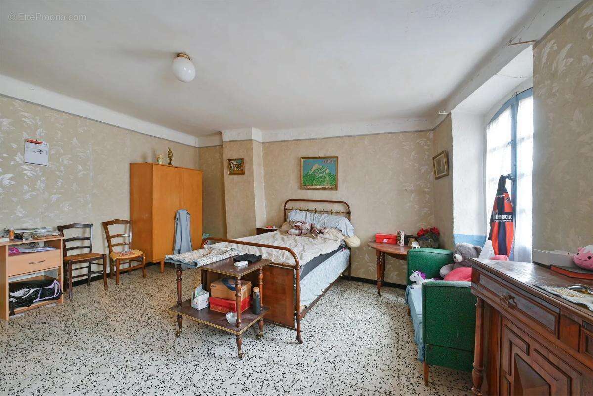 Maison à SAINT-HIPPOLYTE-DU-FORT