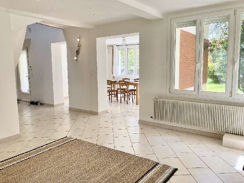 Maison à RESSONS-SUR-MATZ