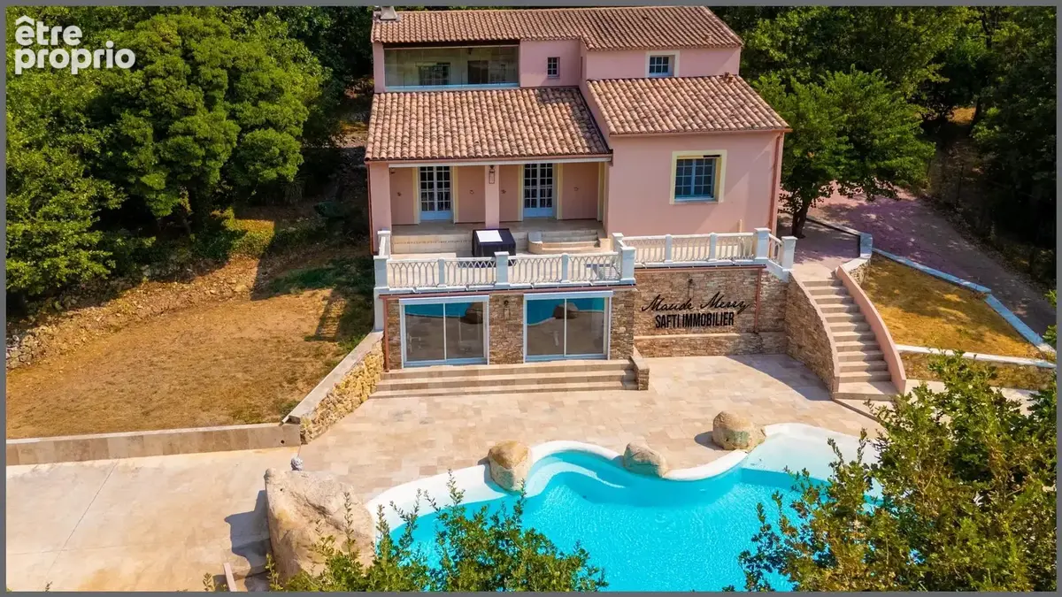 Photo 1 - Maison à LA ROQUEBRUSSANNE