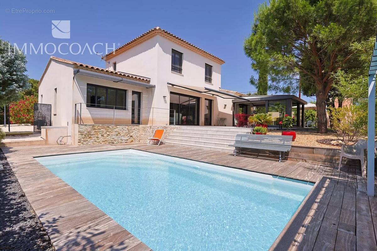 Maison à HYERES