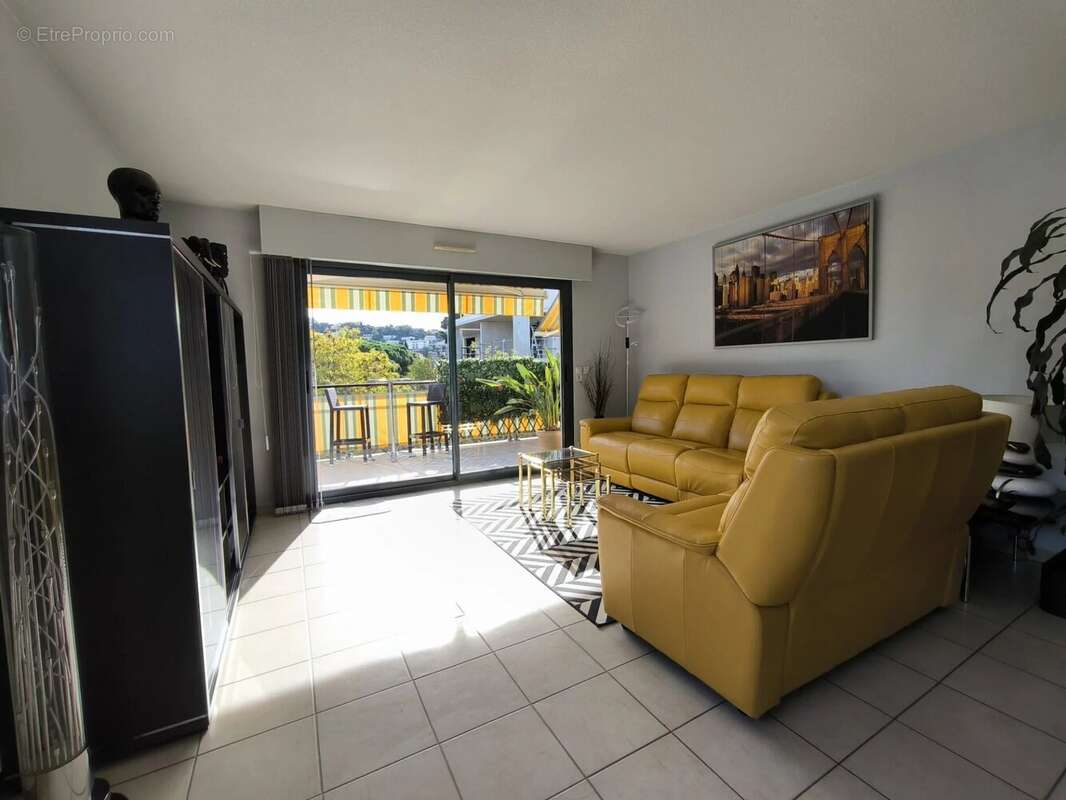 Appartement à SAINT-RAPHAEL