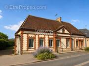 Maison à TREMBLAY-LES-VILLAGES