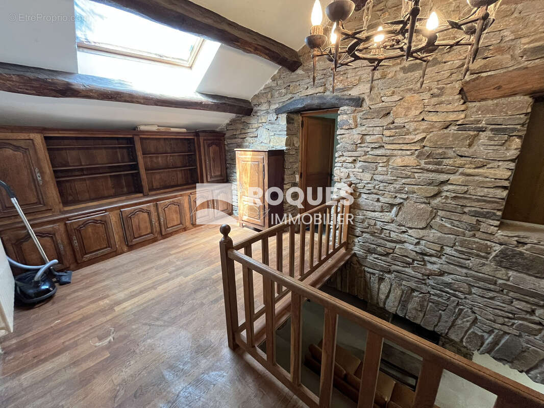 Maison à ROSIS