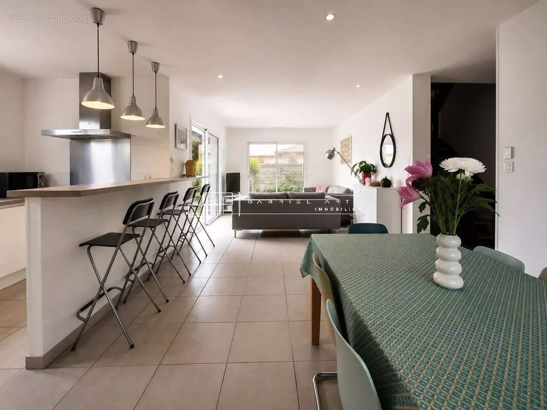 Maison à SAUBION