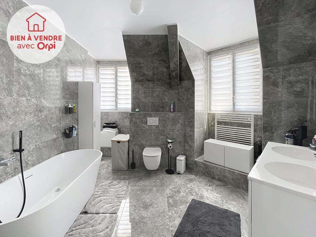 Appartement à MANTES-LA-JOLIE