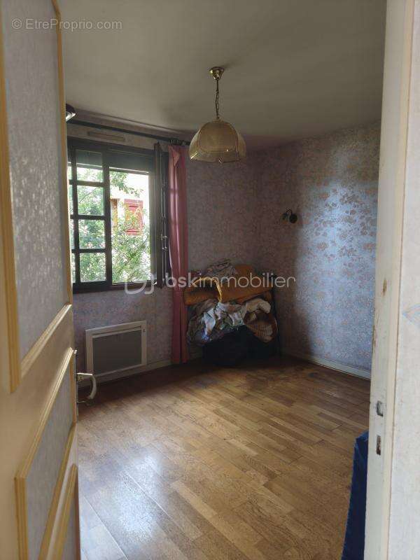 Maison sur sous sol complet - Marcillé-la-ville - photo 9