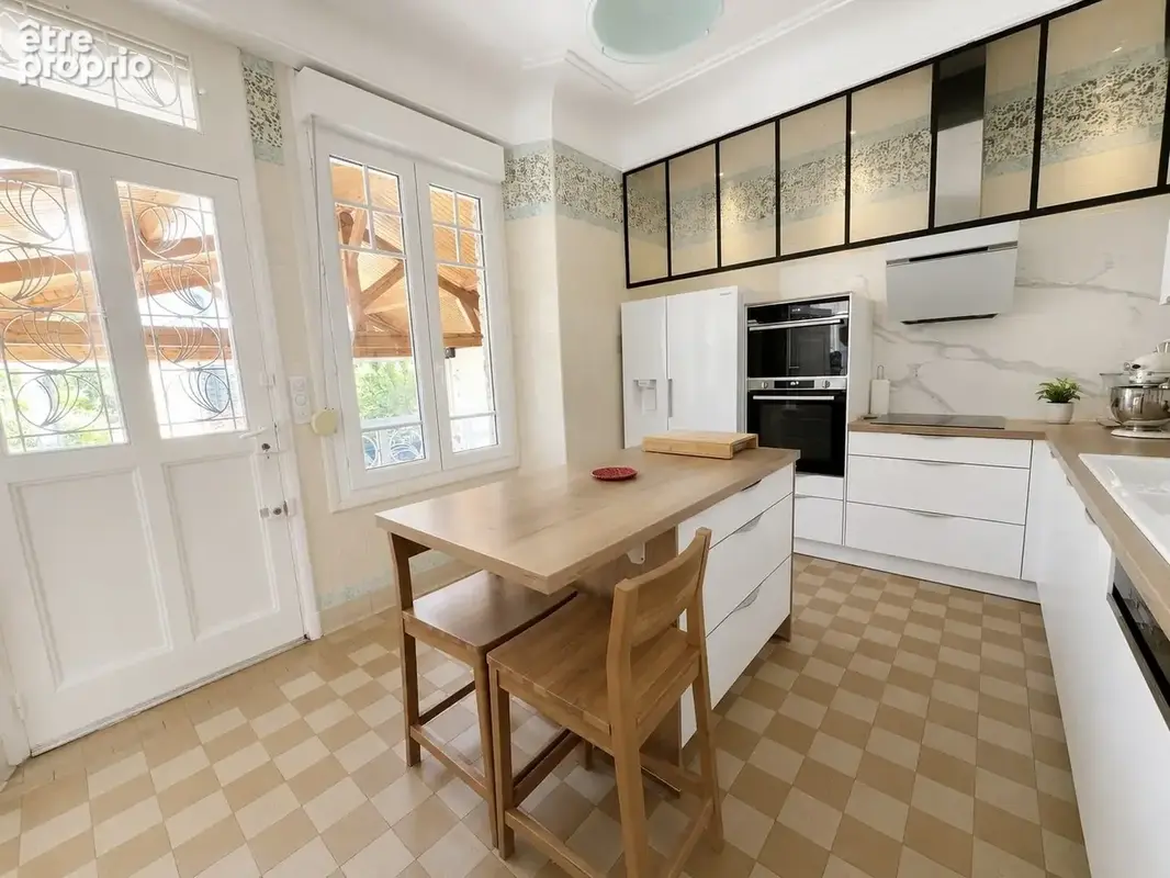 Maison 10 pièces 295 m² à vendre à Troyes (10000) - photo 7