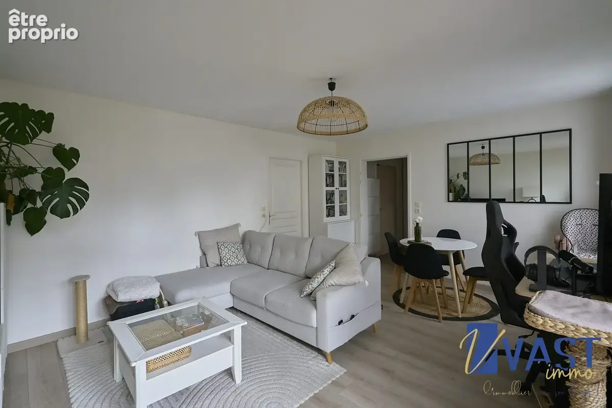 Appartement 3 pièces 70 m² à vendre à Lille (59800) - photo 1