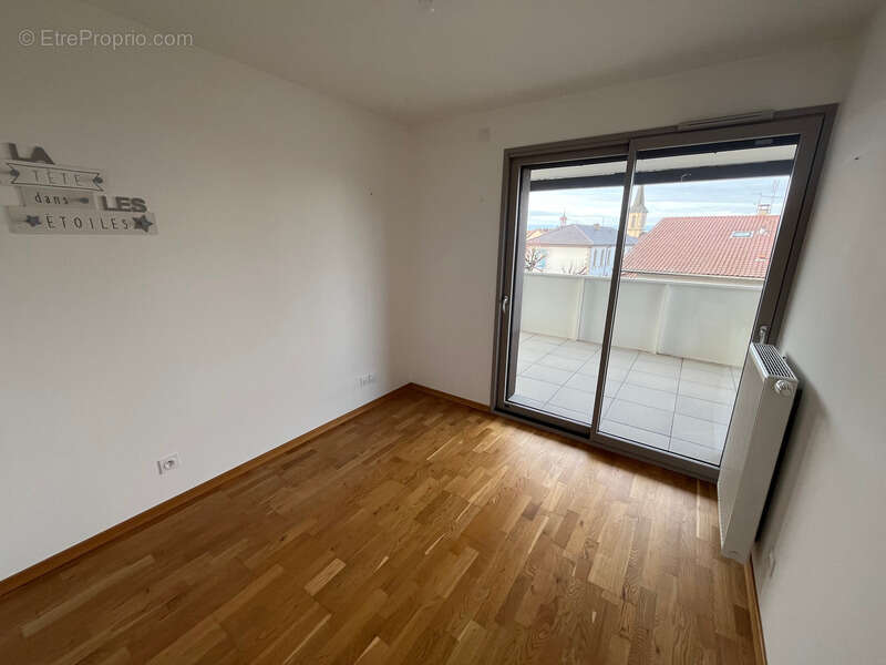 Appartement à ANTHY-SUR-LEMAN