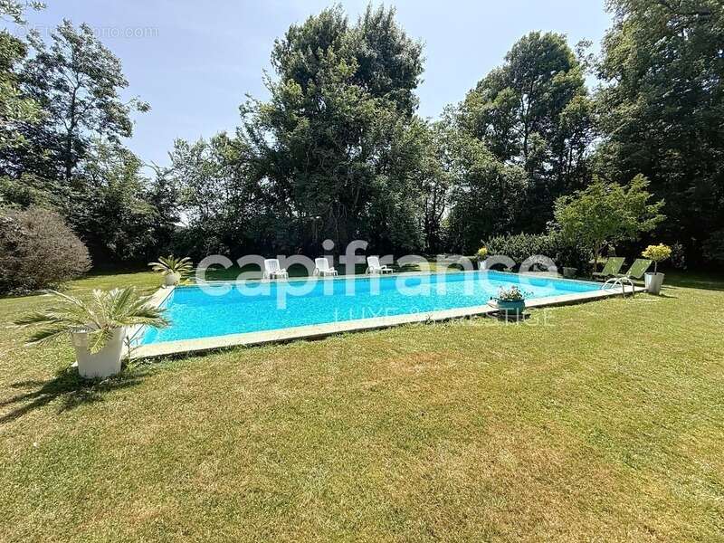 Maison à SAINT-BRANCHS