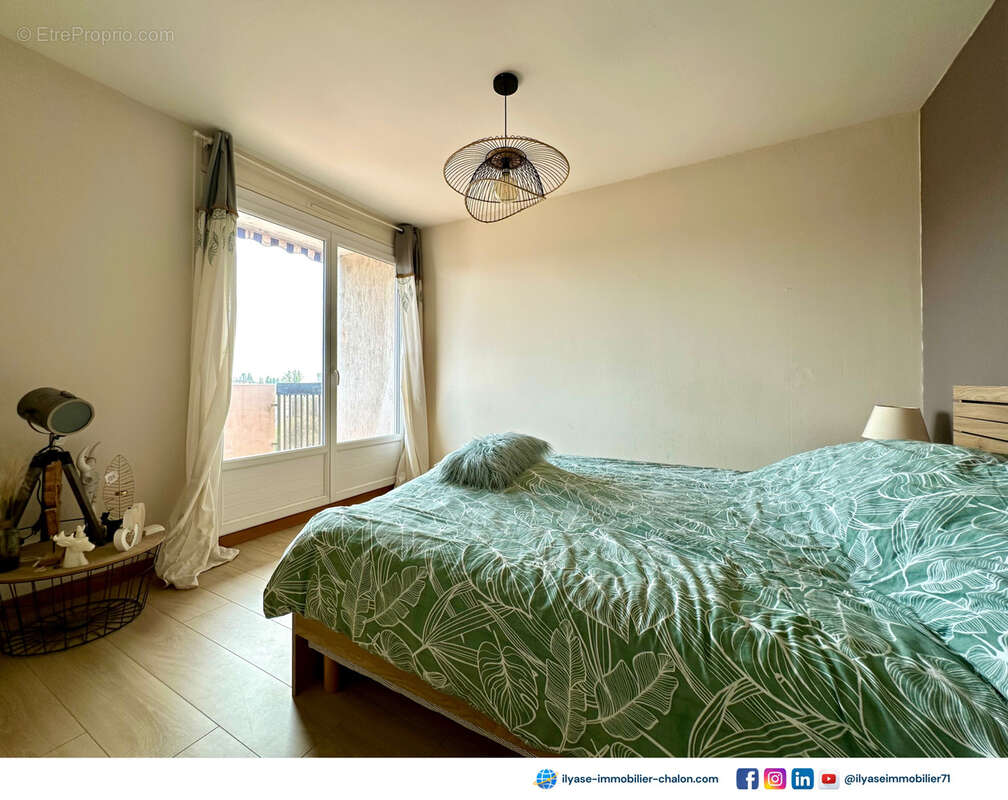 Appartement T4  78 m2  2 balcons - photo 15