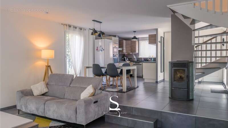 Maison familiale 4 pièces avec jardin intimiste - HAGUENAU (67) - photo 2