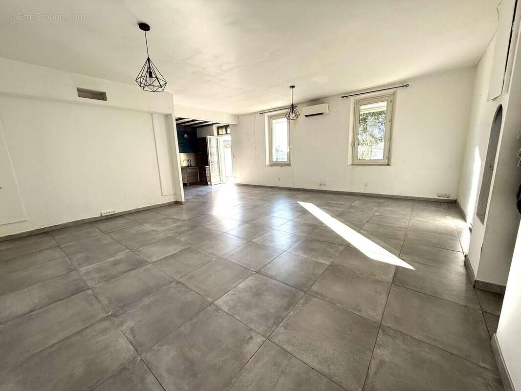 Photo 4 - Maison à MARSEILLE-2E