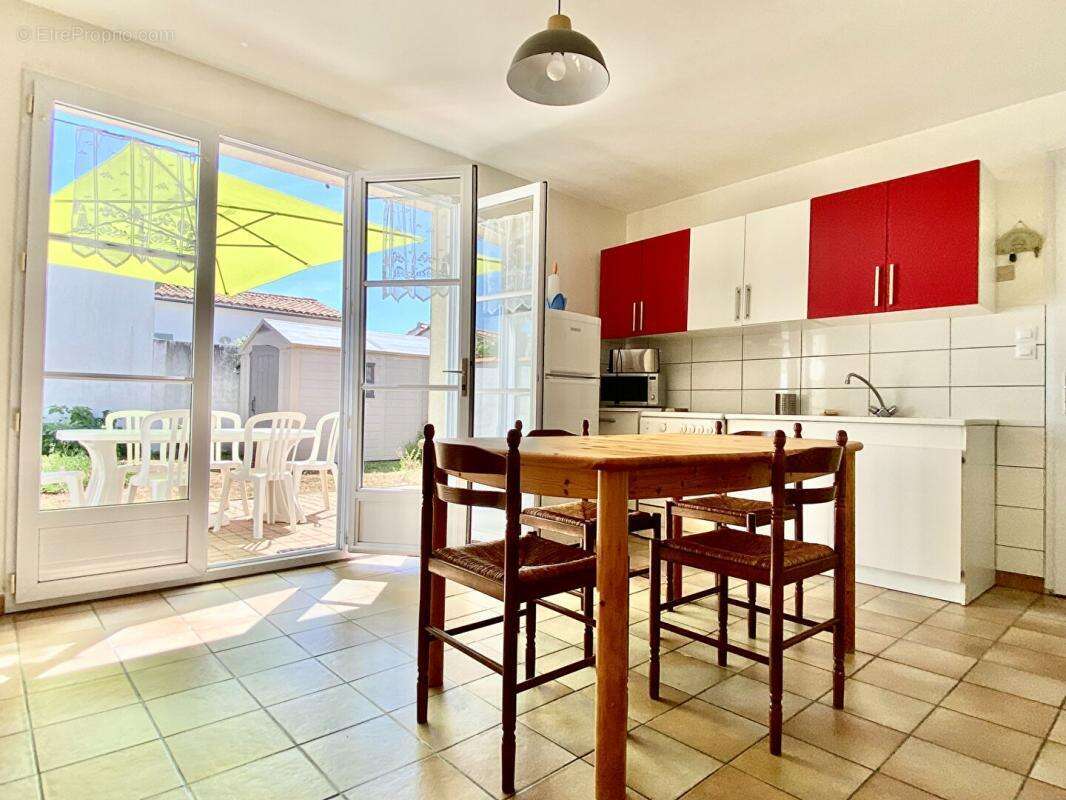 Maison à SAINTE-MARIE-DE-RE