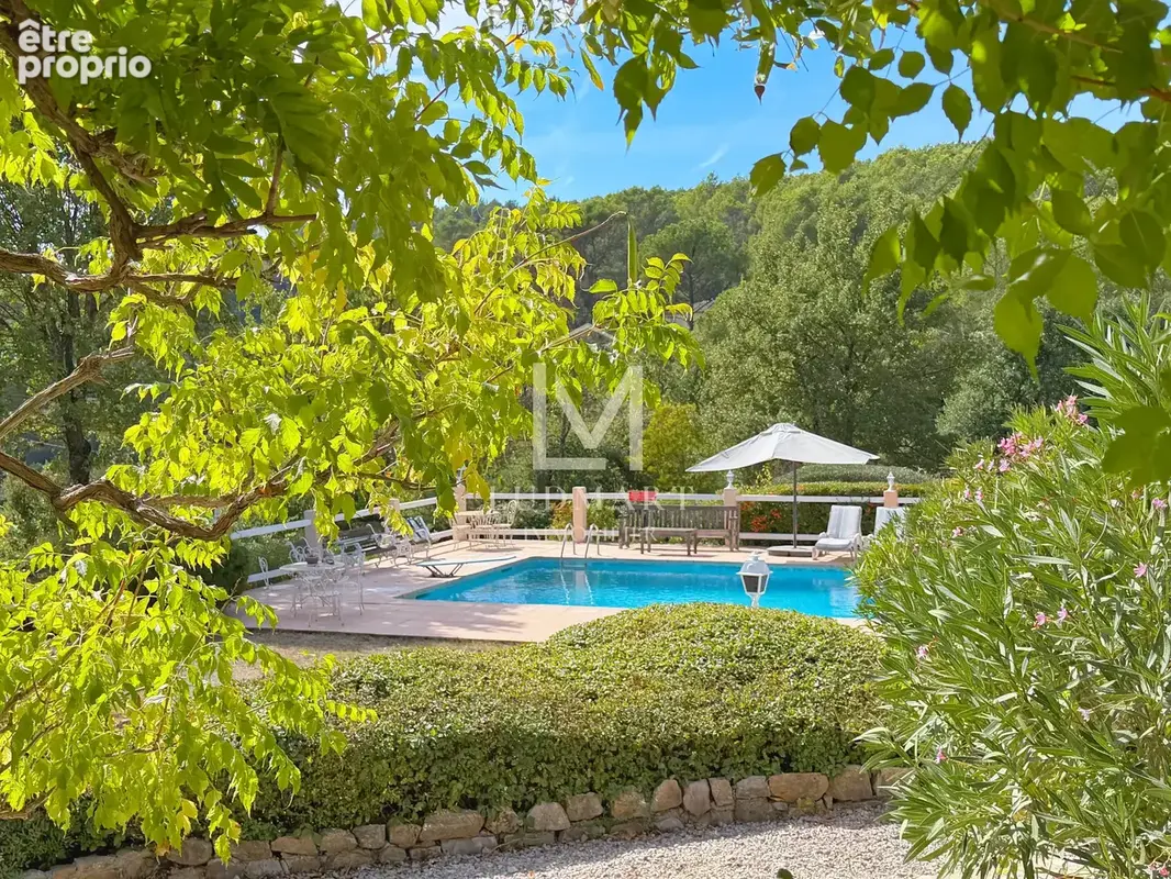 Propriété à vendre à Lorgues   225 m2 habitables, 5 chambres, maison d’amis, piscine et terrain de 4 000 m2 - photo 18