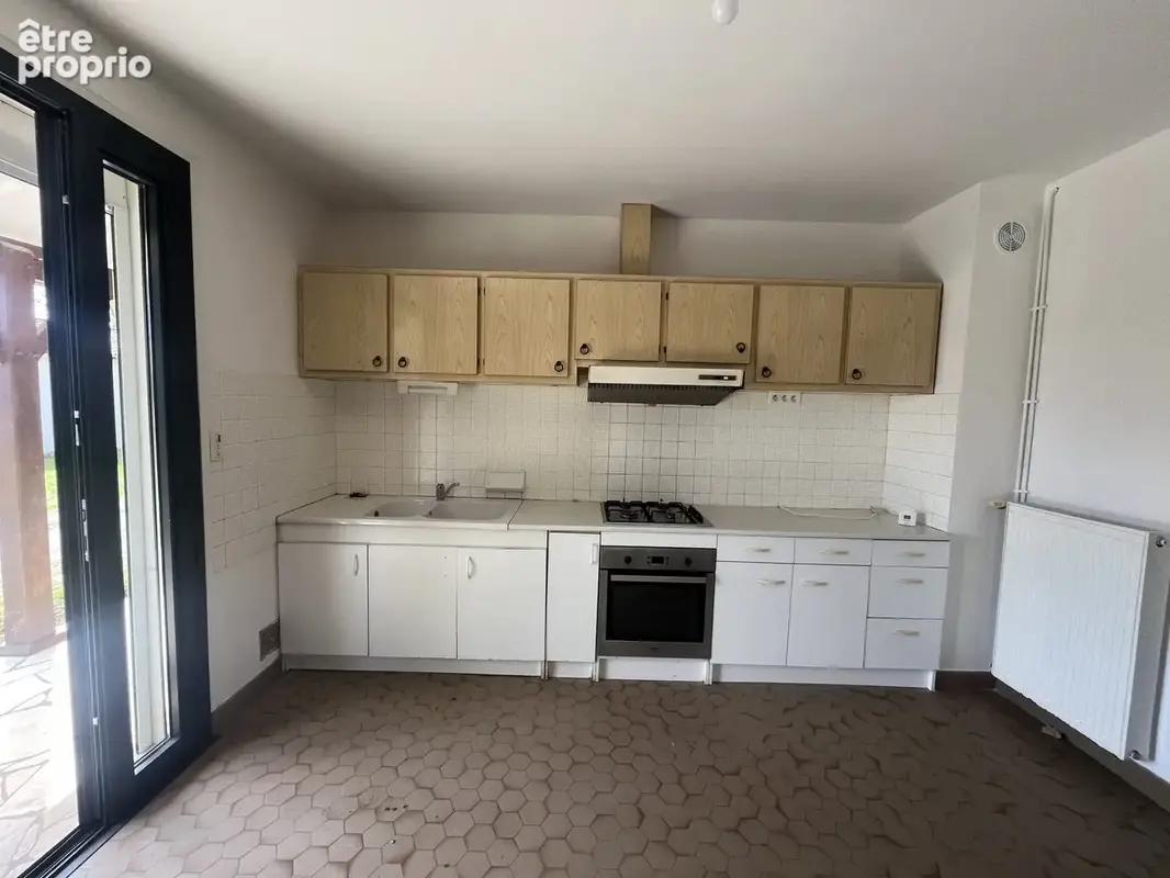 Maison 6 pièces 102 m² à vendre à Chasseneuil-Sur-Bonnieure (16260) - photo 5