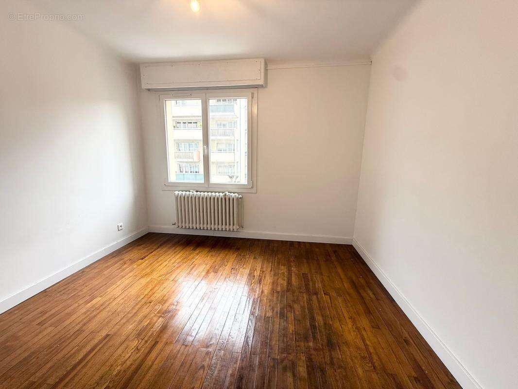 Appartement à AIX-LES-BAINS