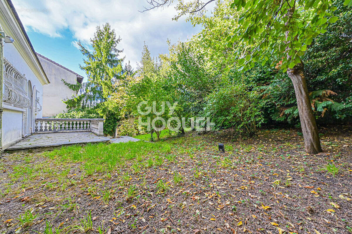 Maison à FONTENAY-SOUS-BOIS