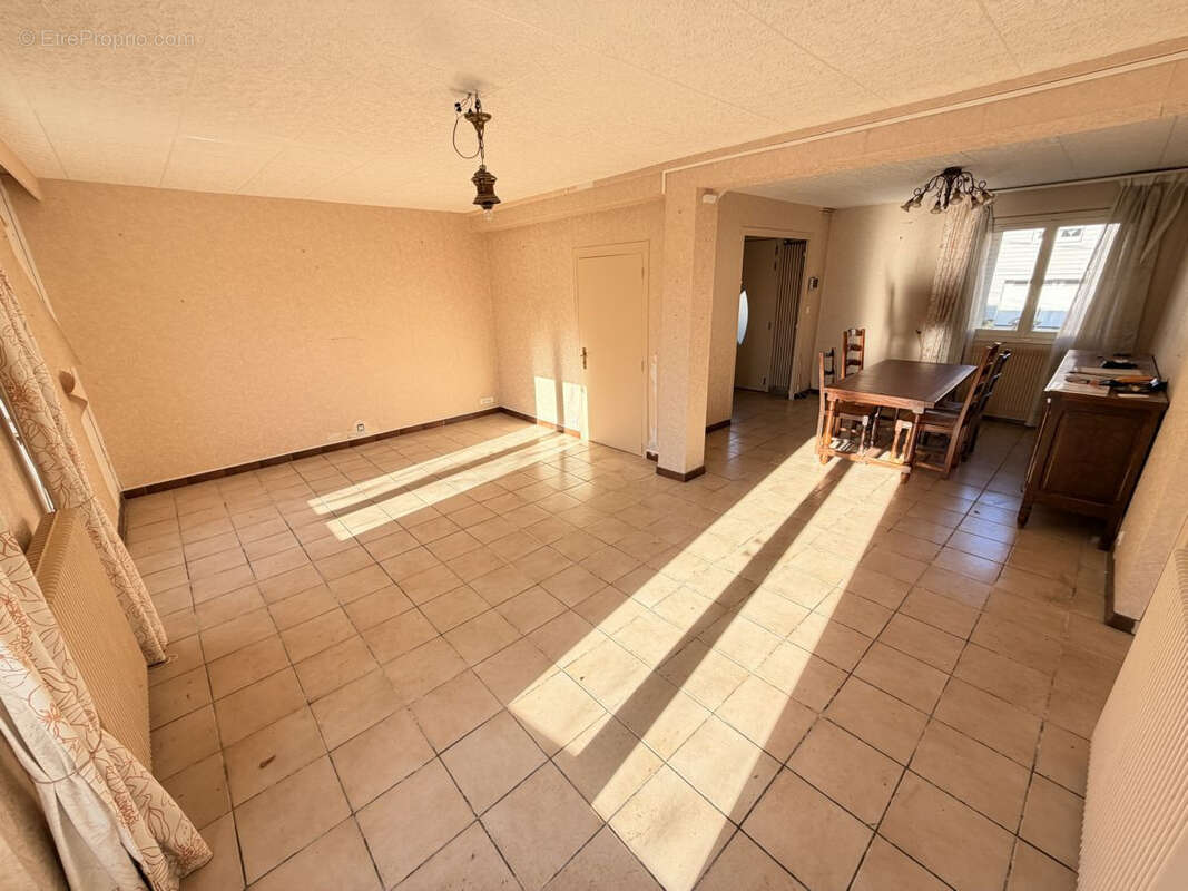 Maison à BELLERIVE-SUR-ALLIER