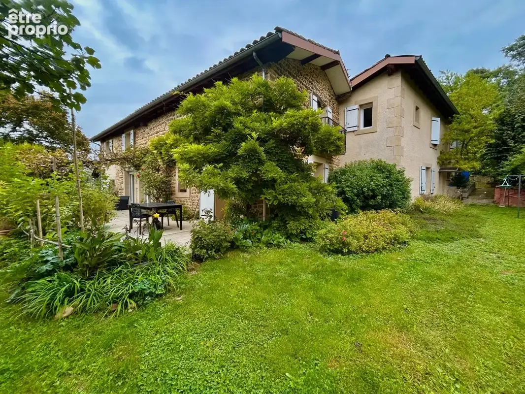 Maison 10 pièces 391 m² à vendre à Beausemblant (26240) - photo 3