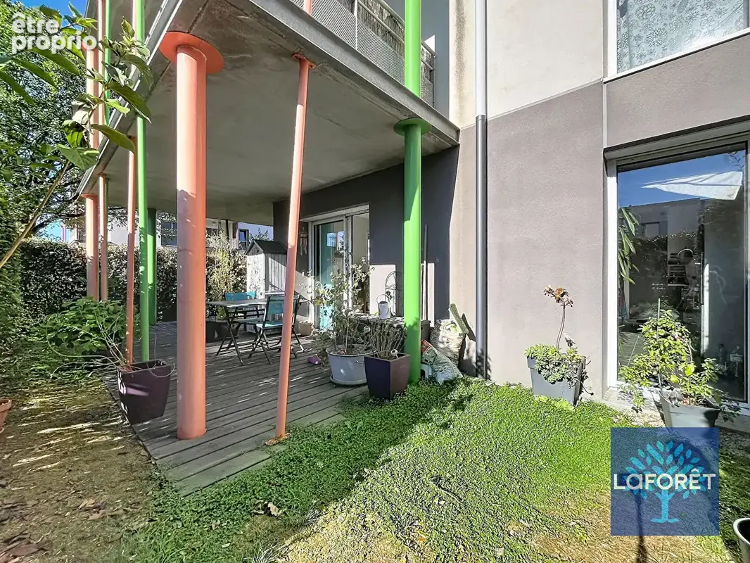 Appartement rez-de-jardin - La Roche Sur Yon 3 pièce(s) 77.35 m2 - photo 1