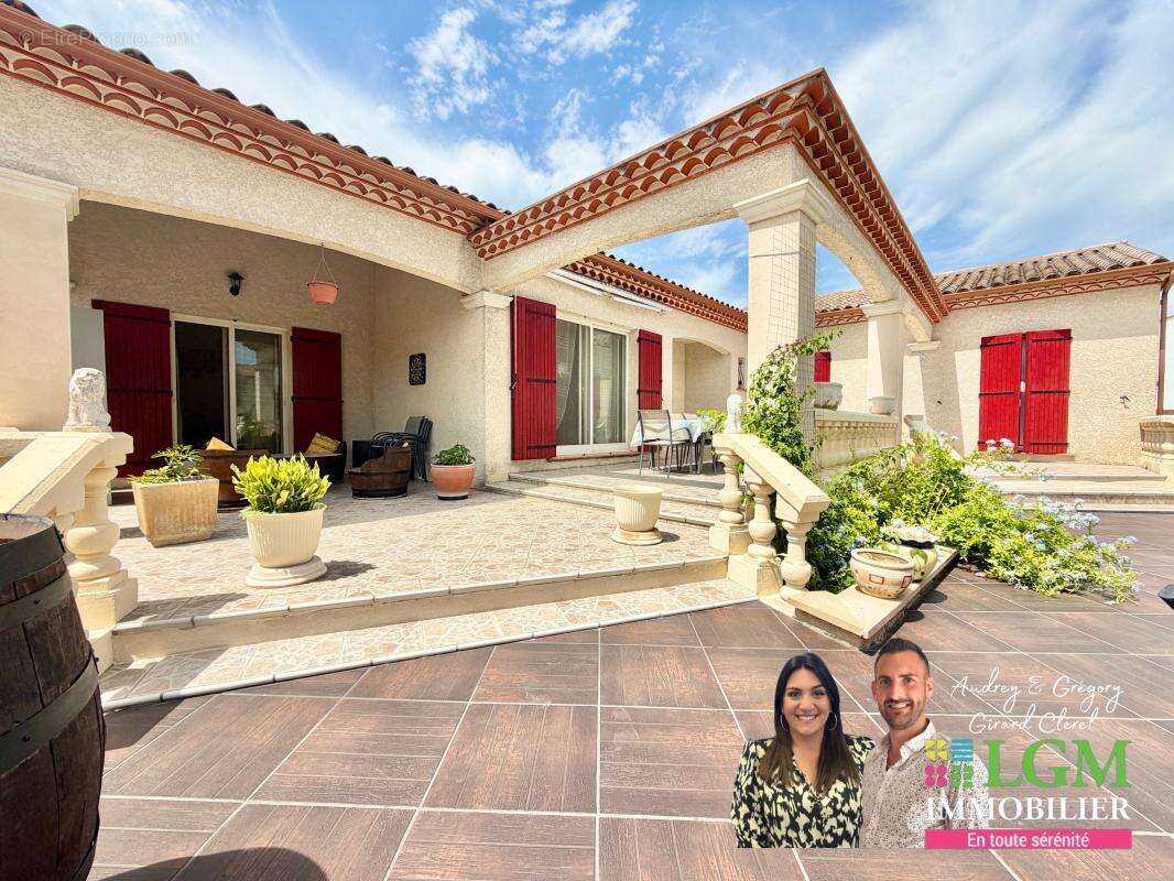 Maison de plain-pied, 4 chambres, piscine, 1000m2 de terrain, au calme, proche du centre - photo 3