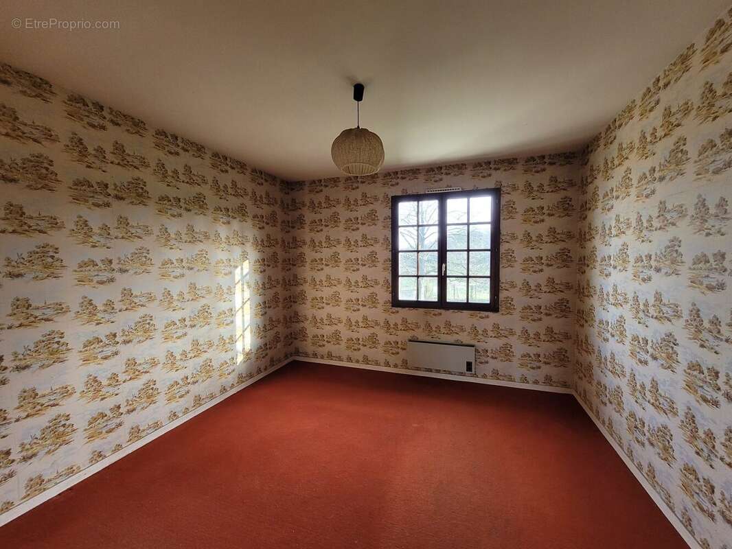 Maison à BELLOU-SUR-HUISNE