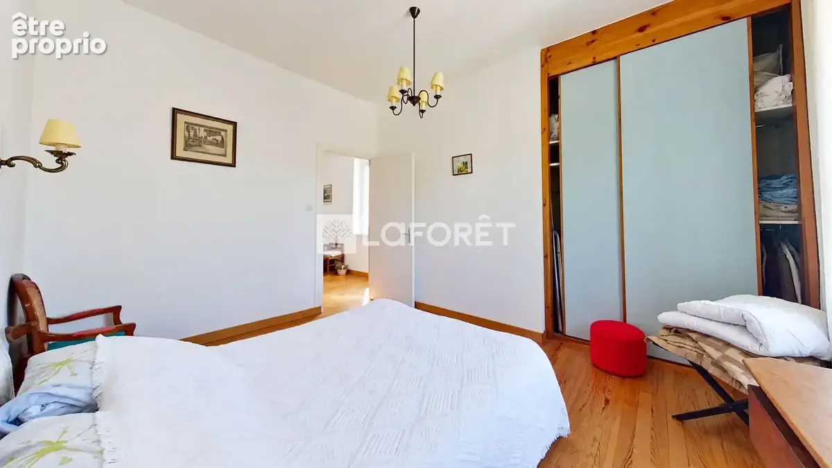Montchat - Maison T4 - jardin - 118 m² - Garage double - photo 12