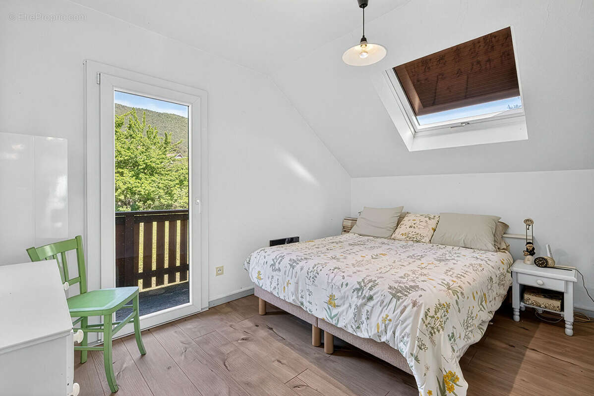 Appartement à SAINT-JORIOZ
