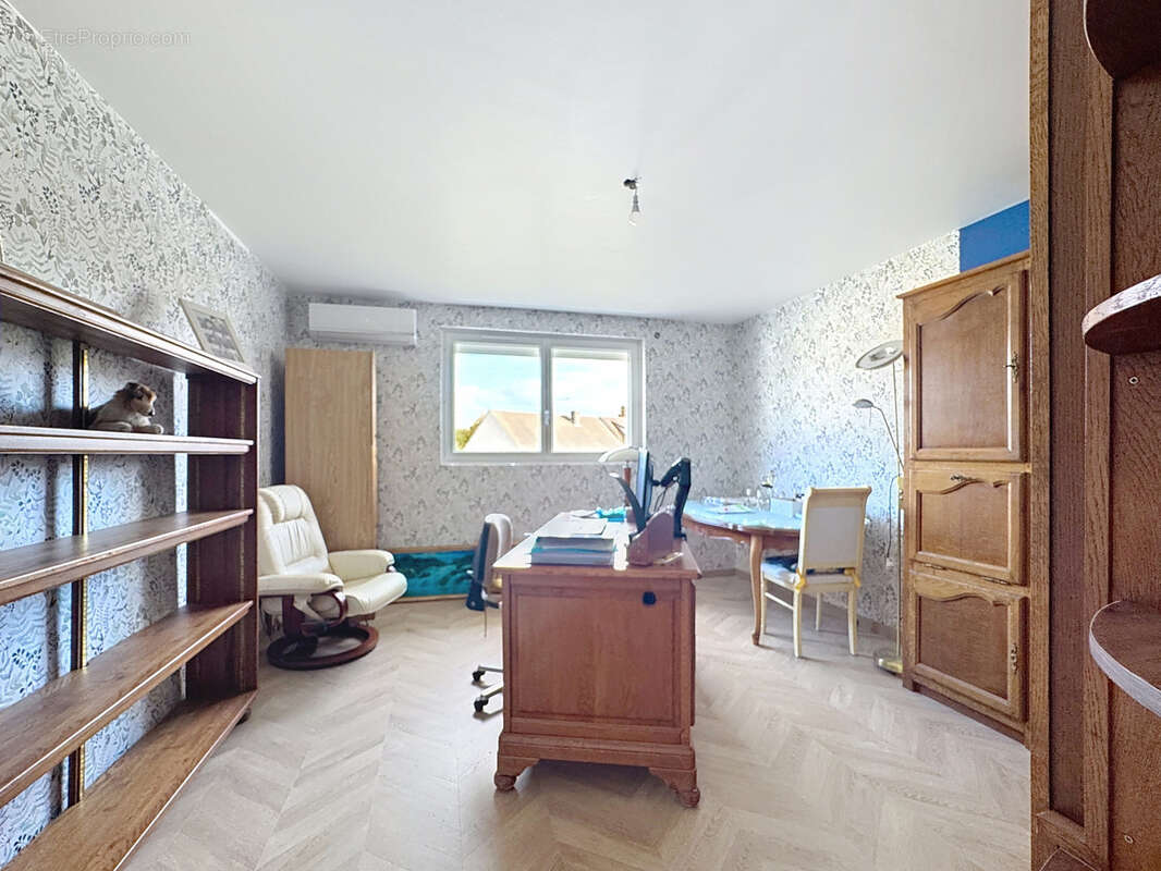 Maison à MONTMIRAIL