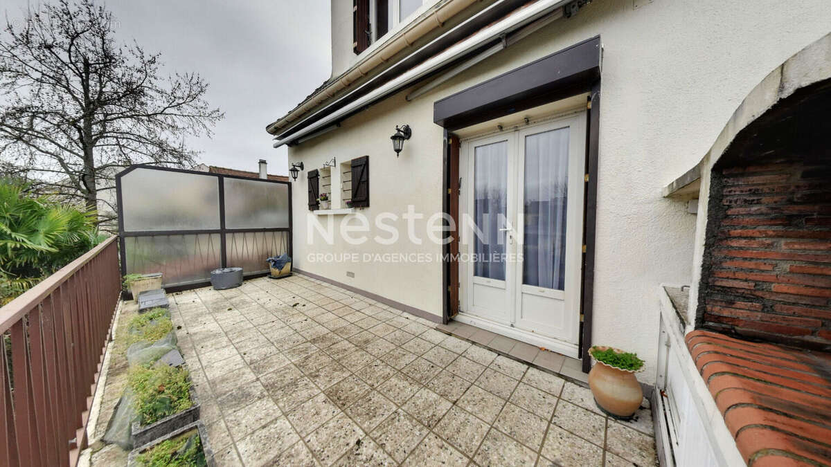 Maison à PONTAULT-COMBAULT