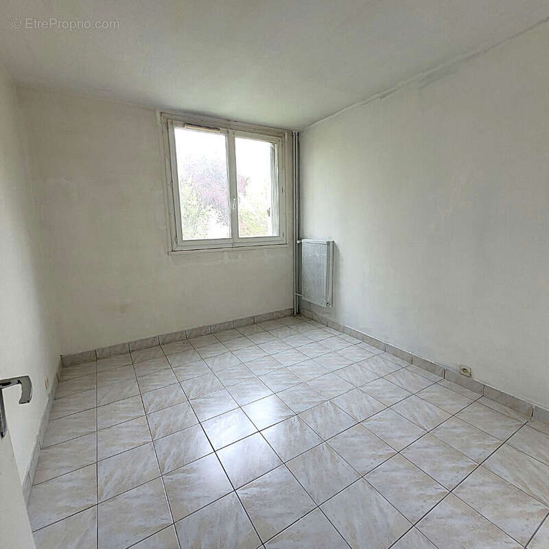 Appartement à LES ULIS