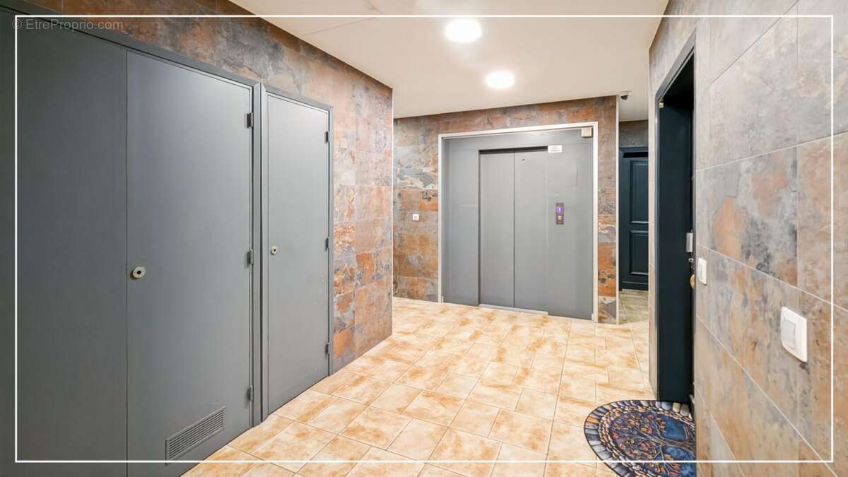 Appartement à LE CANNET