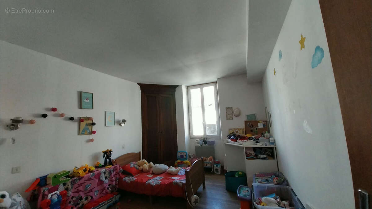 Maison à MONTAGRIER