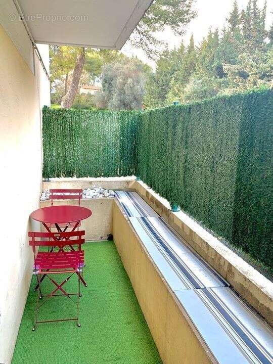 Appartement à LE CANNET