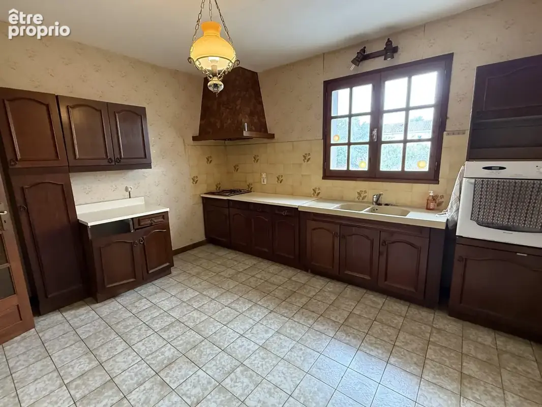 Maison 7 pièces 170 m² à vendre à Ruelle-Sur-Touvre (16600) - photo 6