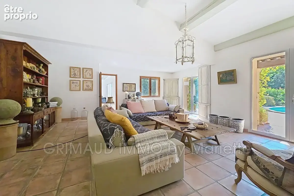 Maison 5 pièces 156 m² à vendre à Gassin (83580) - photo 4