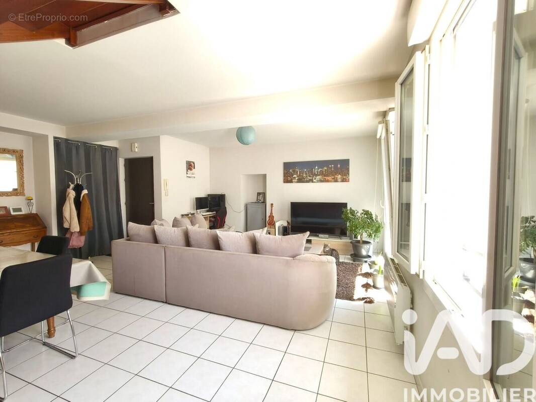 Photo 1 - Appartement à LES BROUZILS
