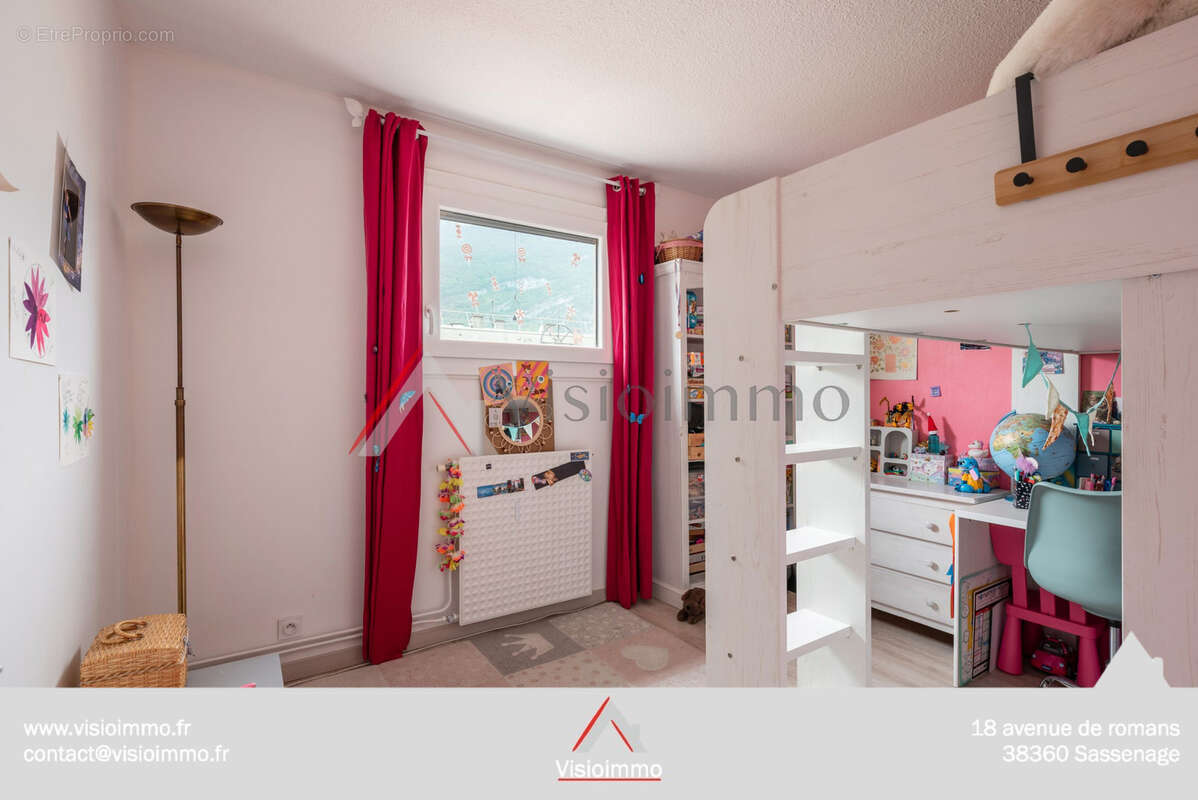 Appartement à FONTAINE