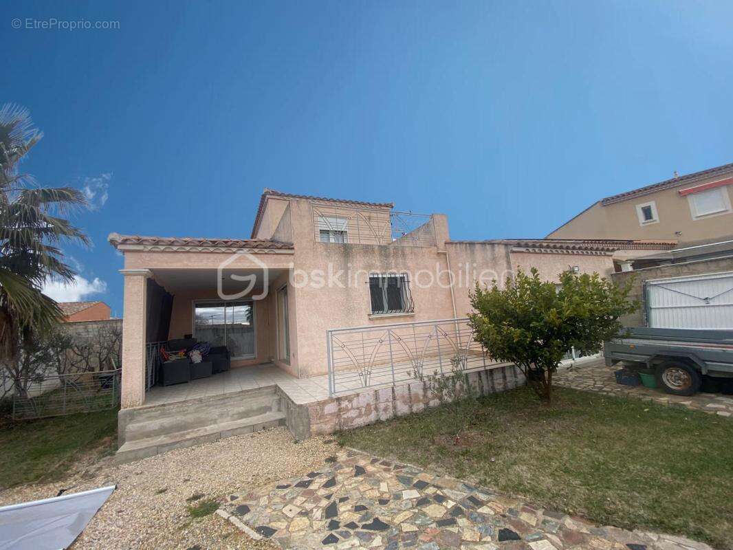 Maison à SAINT-GILLES