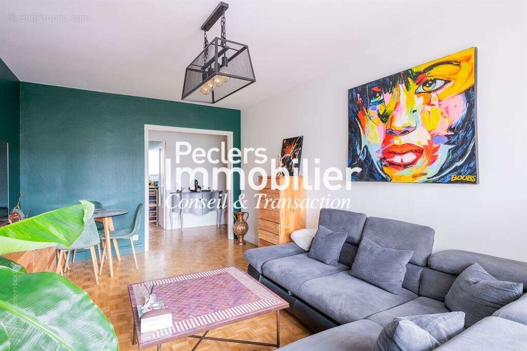 Appartement 3 pièces entièrement rénové coeur de ville - photo 3
