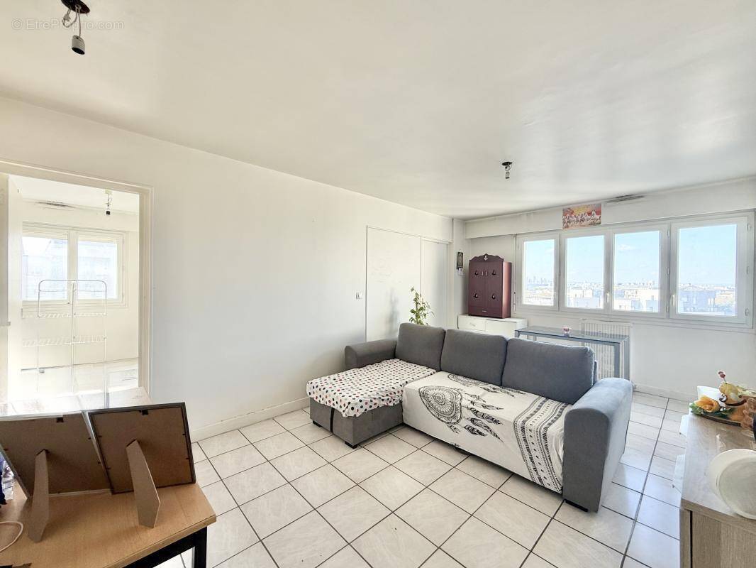 Appartement à EPINAY-SUR-SEINE